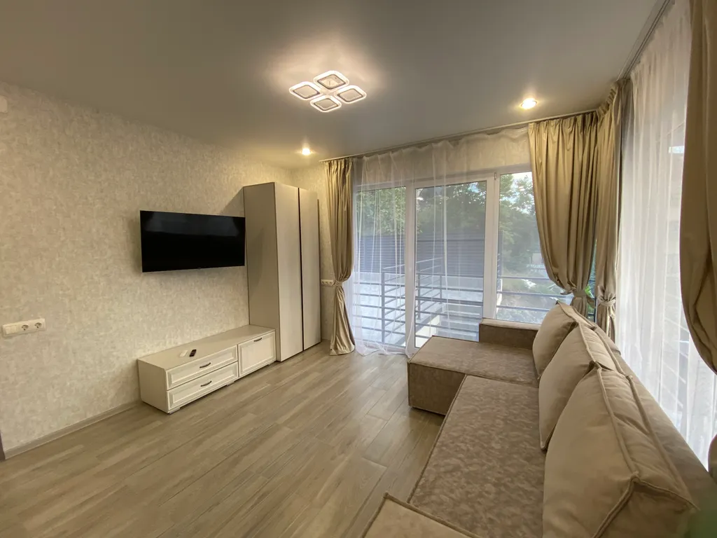 6-комнатный Дом