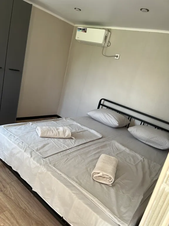 Коттедж Коттедж «Басиат» с видом на горы — Сухум