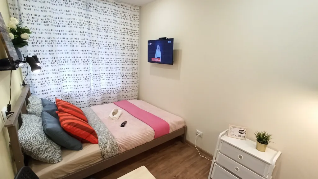 Двухместная студия рядом с метро «Площадь Маркса»