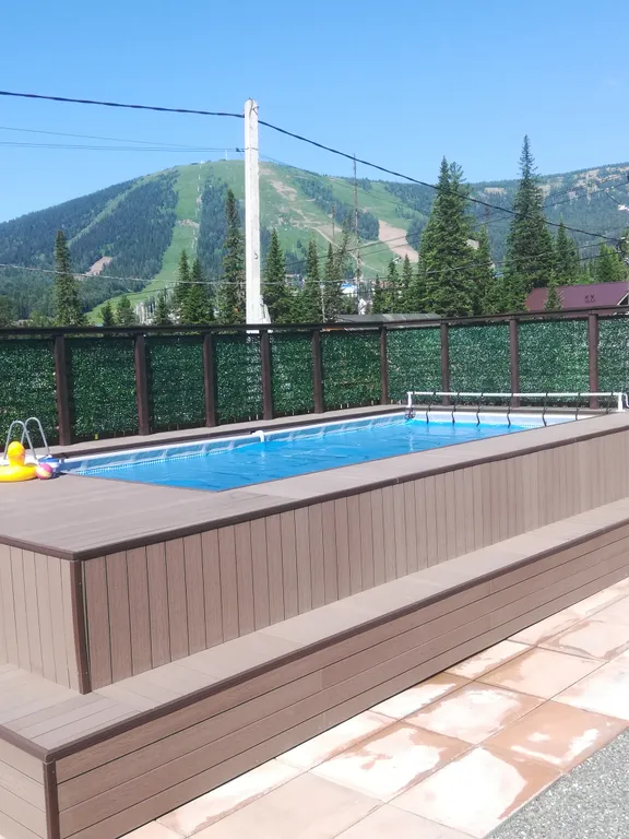 Дома с видом на гору