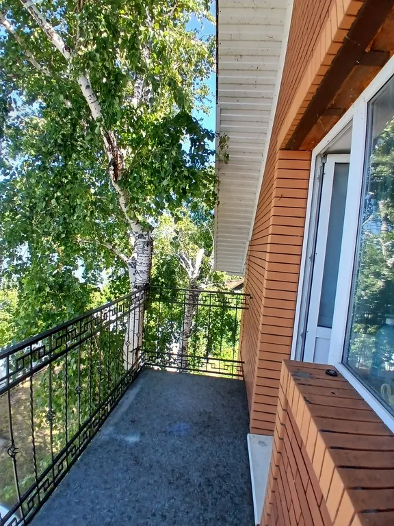 Домик у реки