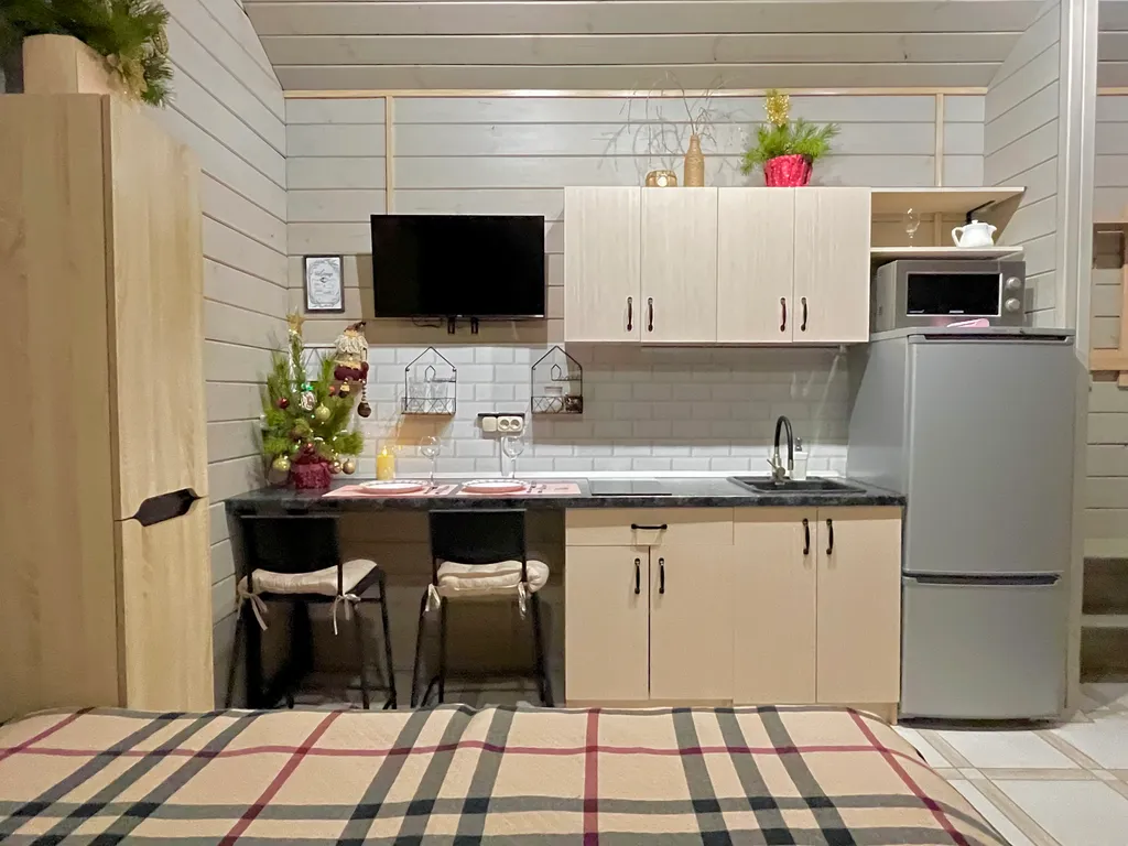 Коттедж Уютный домик на озере Волго на Селигере в сосновом бору — Турбаза Чайка