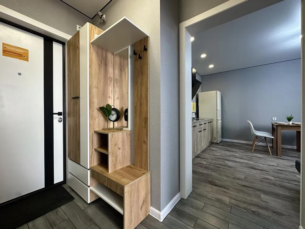 Квартира на Юркина 10