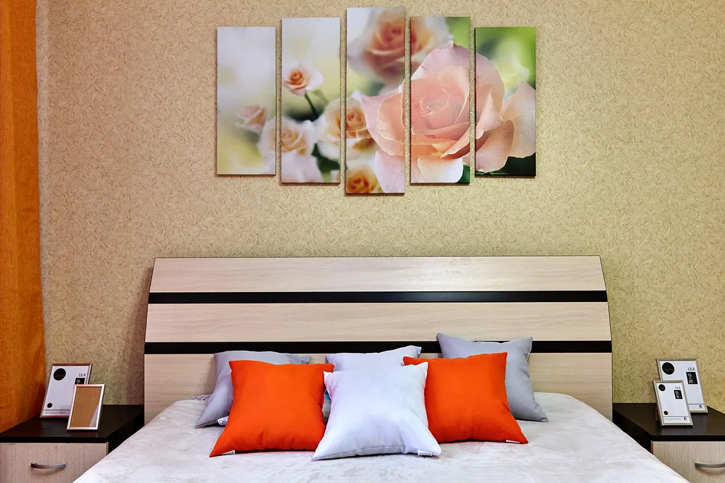 Апартаменты Оранж с диваном в кухне-гостиной