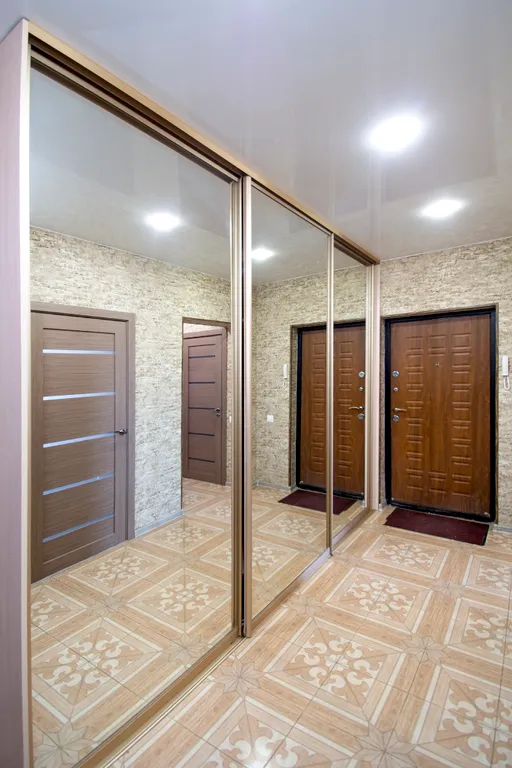 2х комнатная квартира с раздельной кухней недалёко от центра города