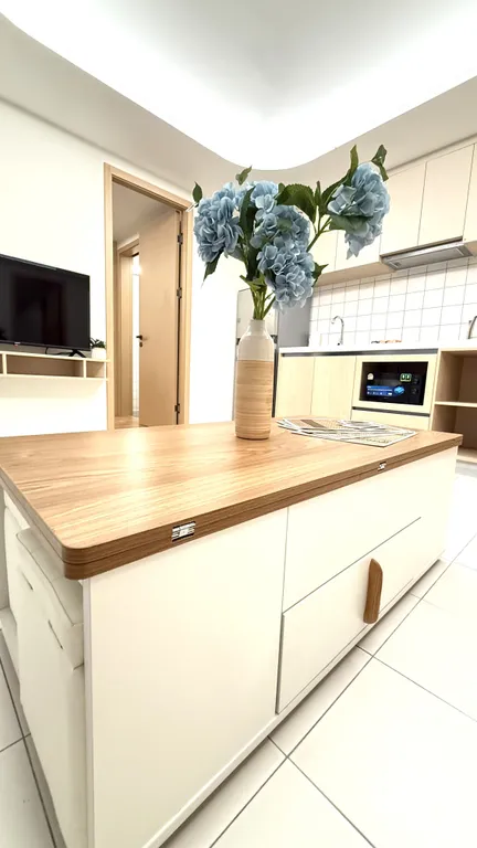 Двухкомнатная квартира у пляжа Камала с рабочим кабинетом, бассейном, залом