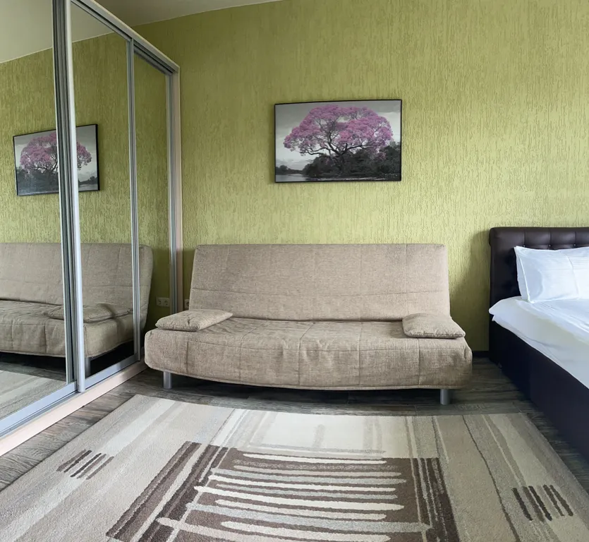 Квартира Апартаменты с видом на сосновую рощу и балконом 2 этаж — Геленджик