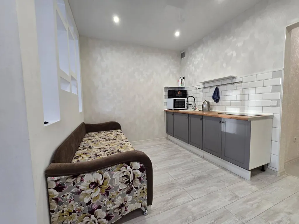 Просторная студия в новом ж/к "Серебреные ключи"