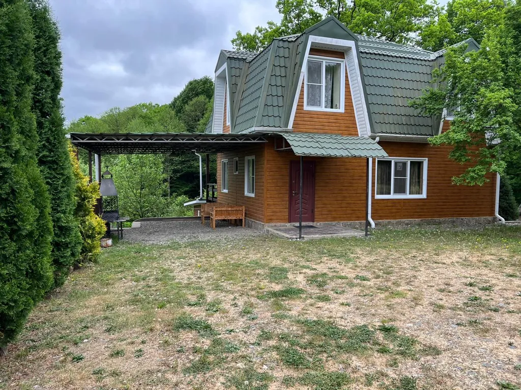 Уютный дом в горах