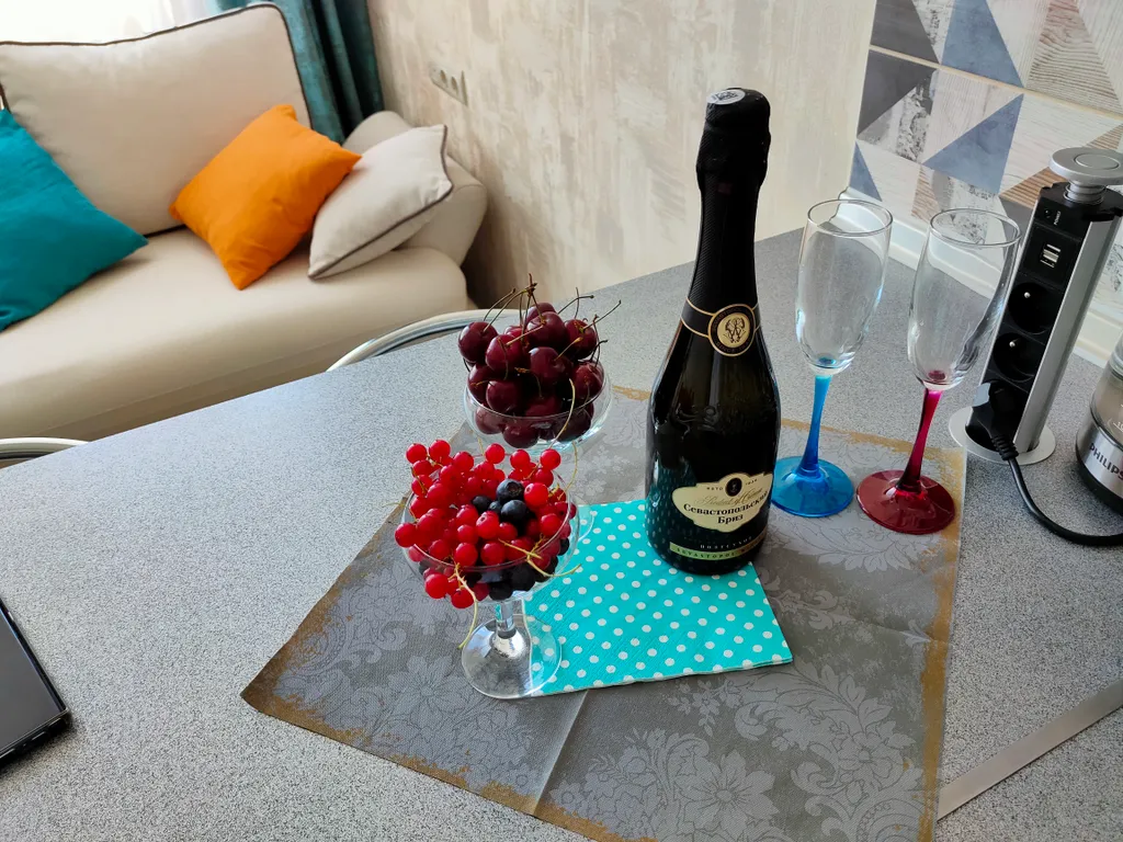 Квартира Уютная квартира в двух шагах от парка и моря — Севастополь