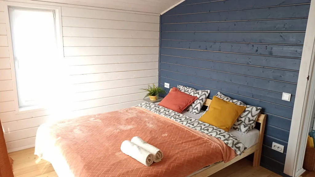 Уютный дом среди берёз и ёлочек