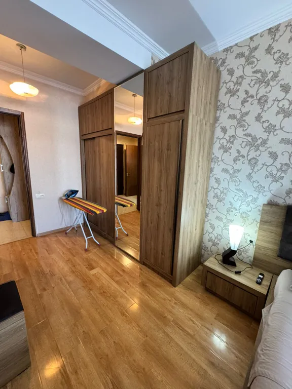 Двукомнатная квартира в Бизнес центре