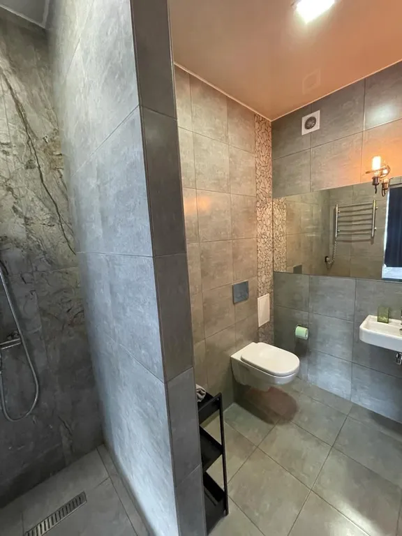 Евродвушка рядом с парком Вокруг Света