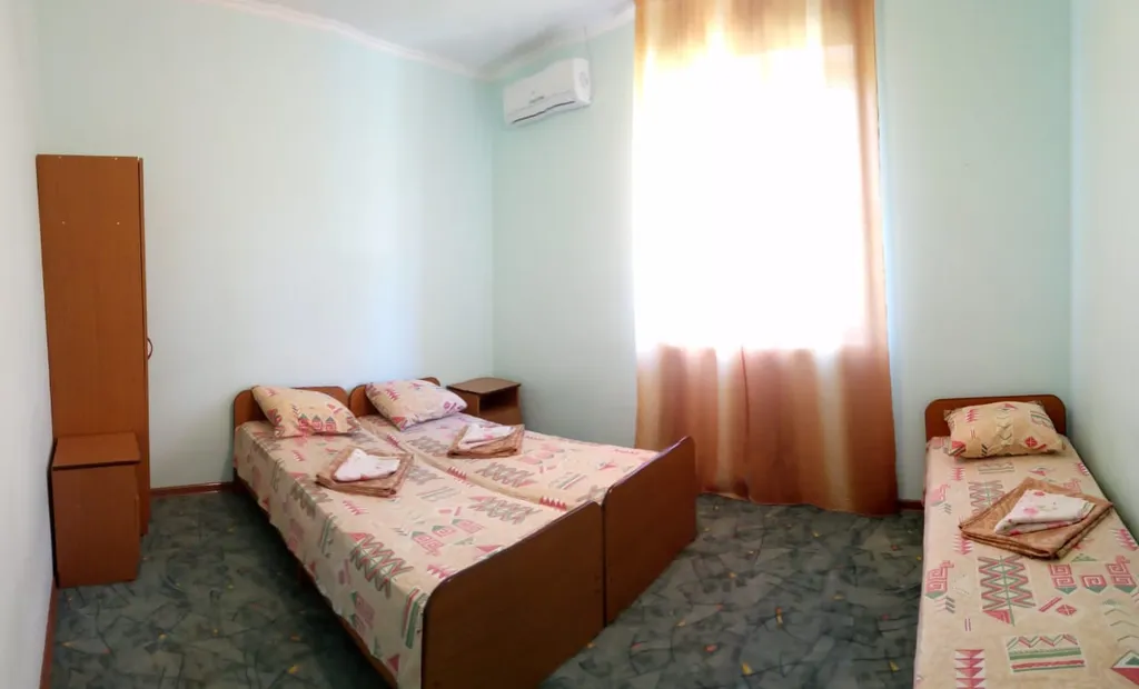 Трехместный номер эконом