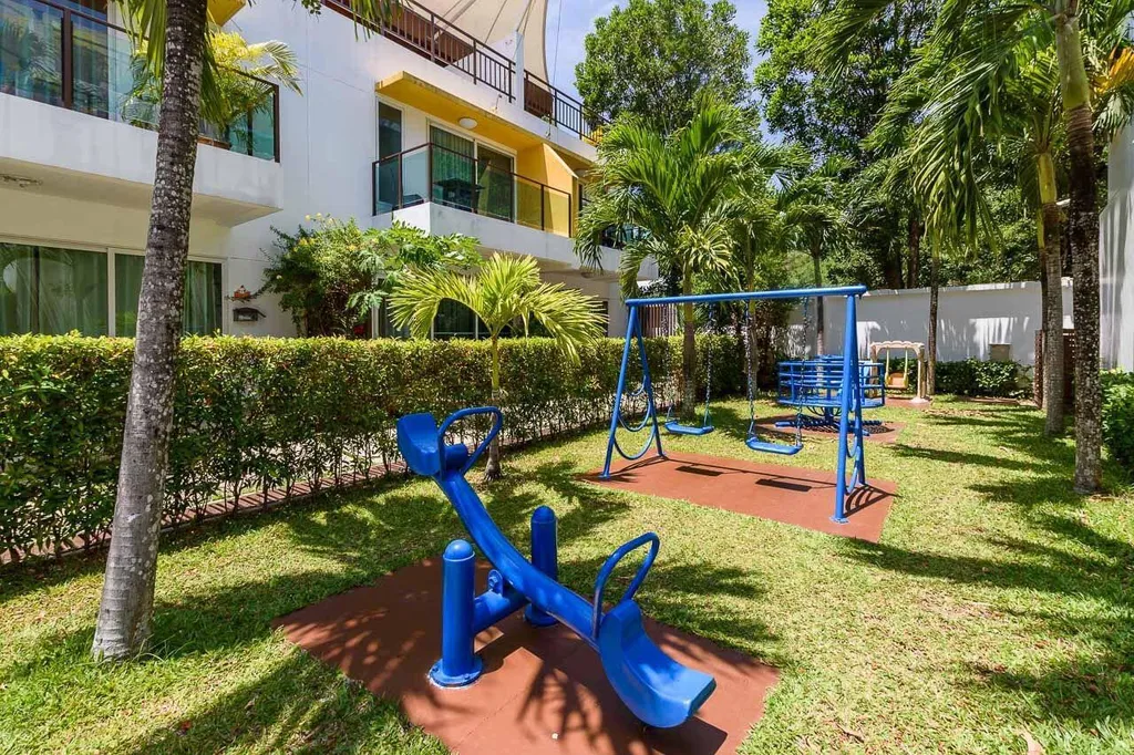 Таунхаус с тремя спальнями, Камала, Пхукет