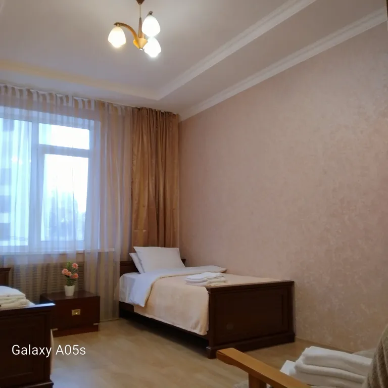 Просторная 2-комнатная квартира в центре