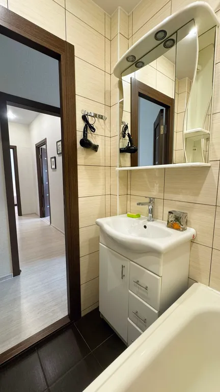 Просторная двушка в самом центре