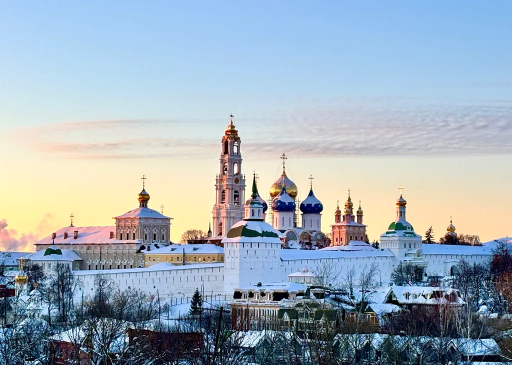 Апартаменты с панорамным видом на Троице-Сергиеву Лавру и город