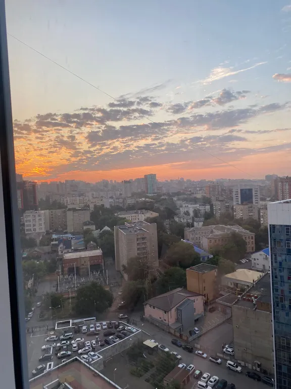 Дизайнерская евродвушка с парящей кроватью