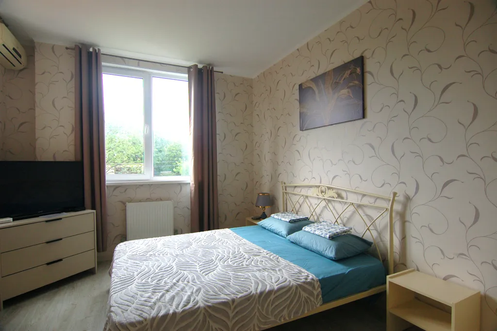 Однокомнатная квартира с хорошей зонировкой — аренда посуточно в Дивноморское