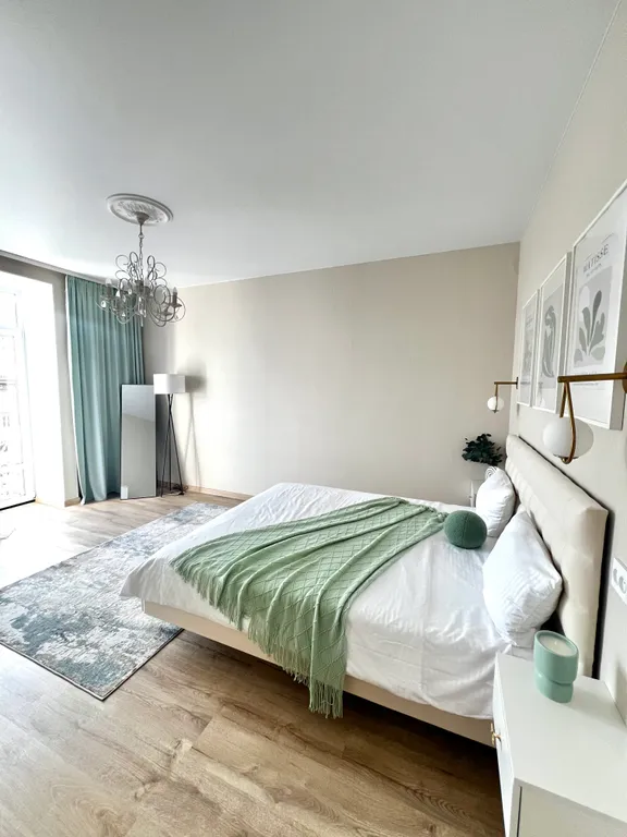 Дизайнерская двушка в центре