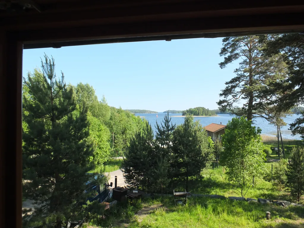 Дом с видом на Ладожское озеро