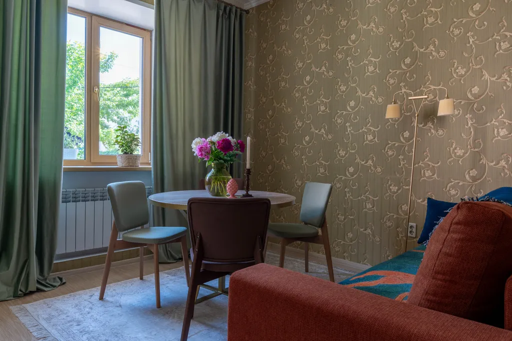 Парижское настроение с видом на Казанский собор