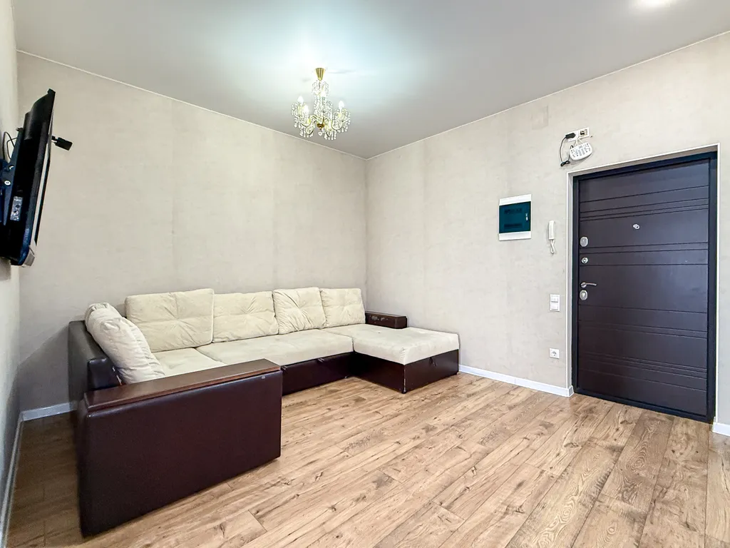 Квартира на набережной