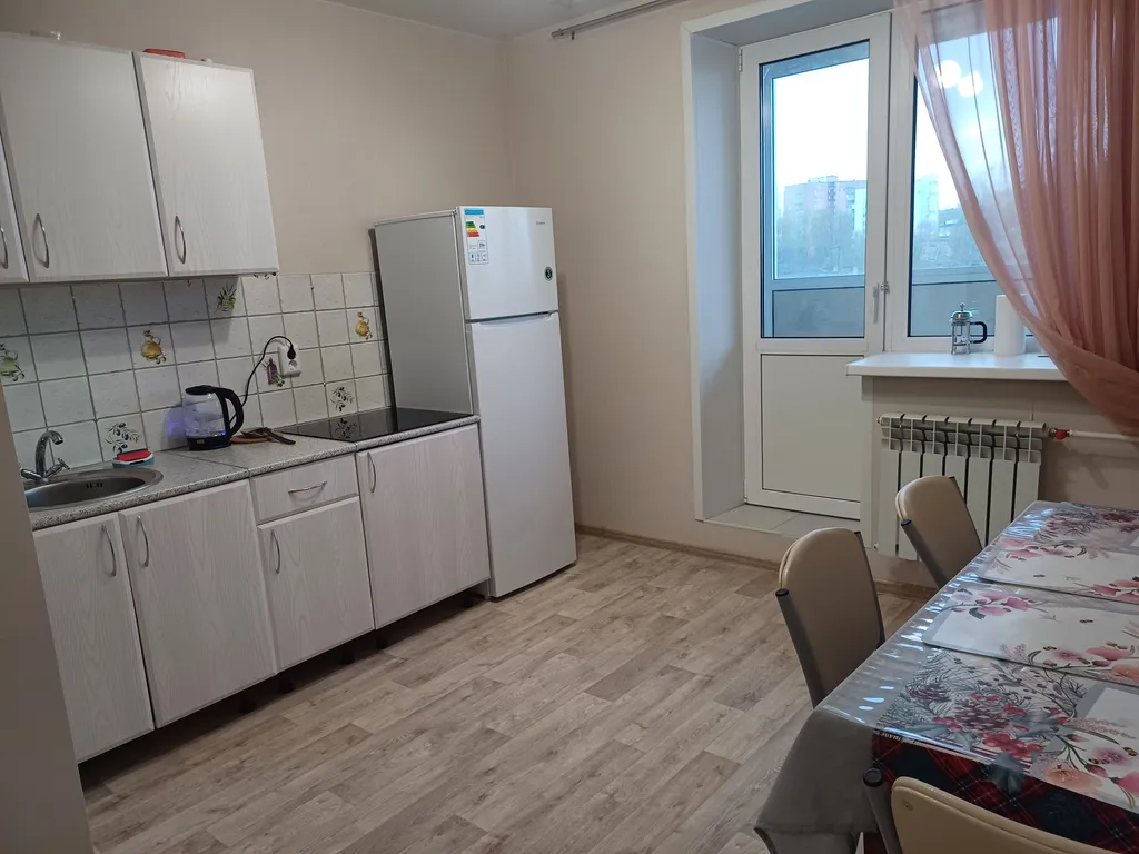 Уютная и идеально чистая квартира вблизи Арена 2000