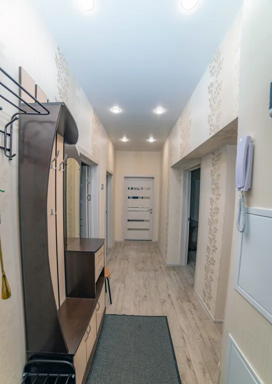 Уютная 4-комнатная квартира (центр) — аренда посуточно в Новокузнецк