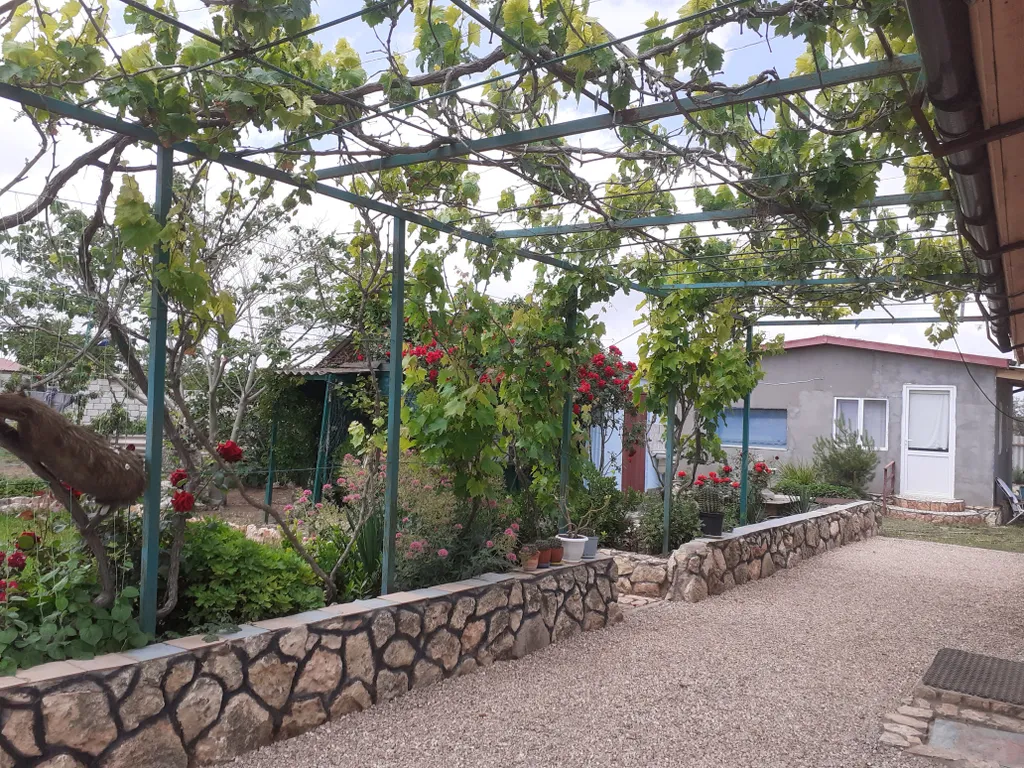 Двух местный номер, с отдельным входом