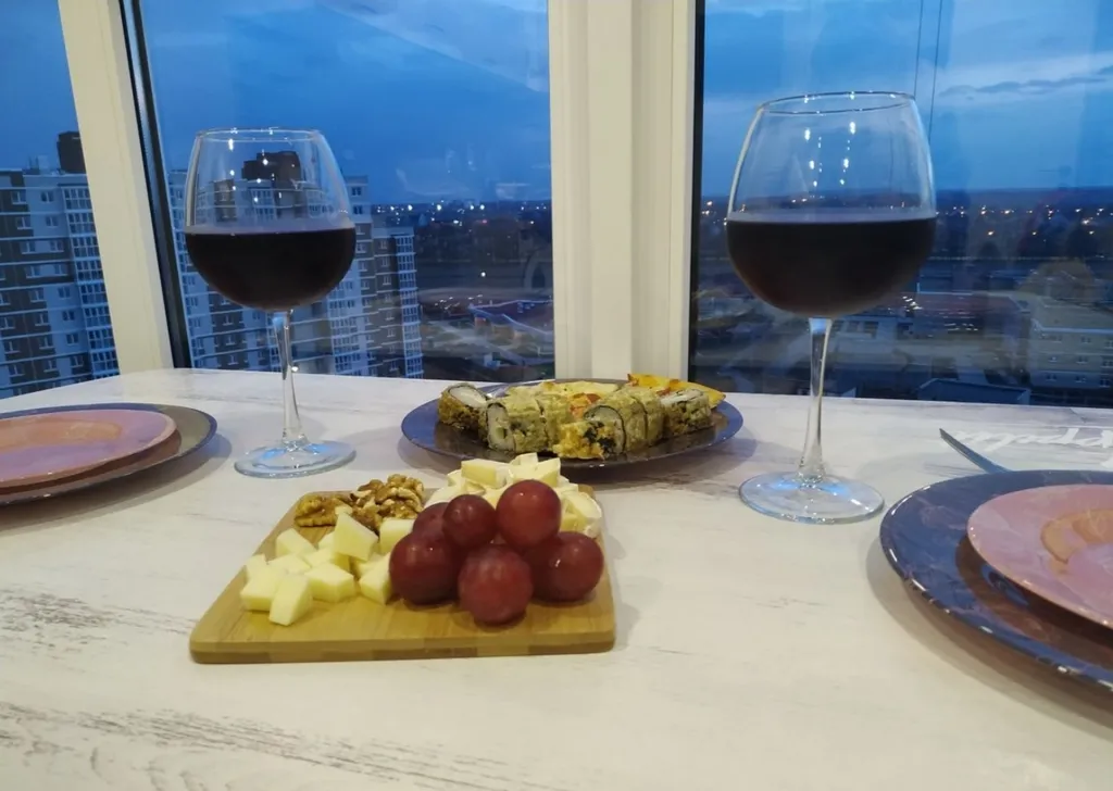 Новая квартира (евродвушка) в районе европейского рынка