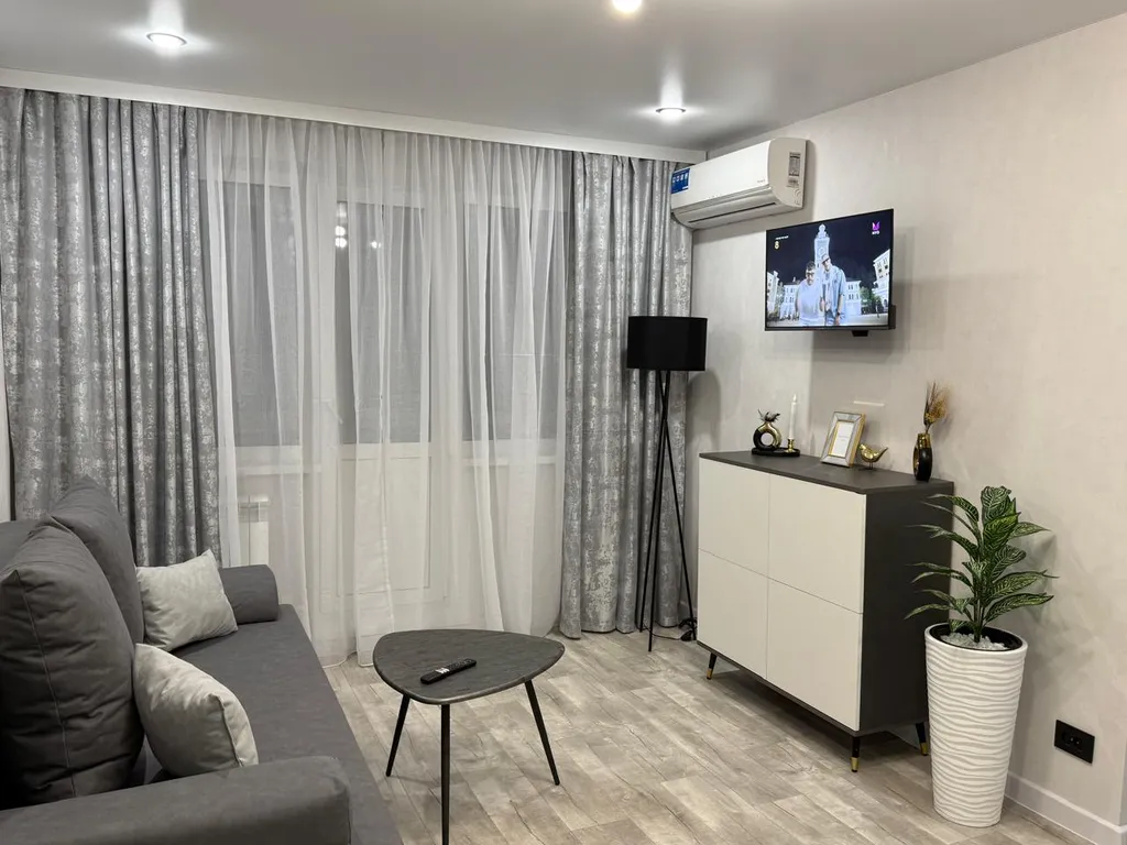 Уютная квартира 5 минут от трассы — аренда посуточно в Камышин