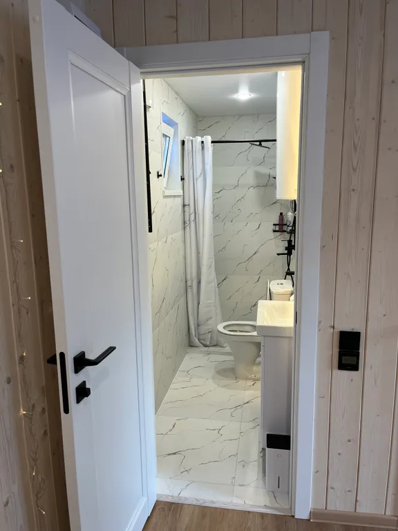 Домик недалеко от города