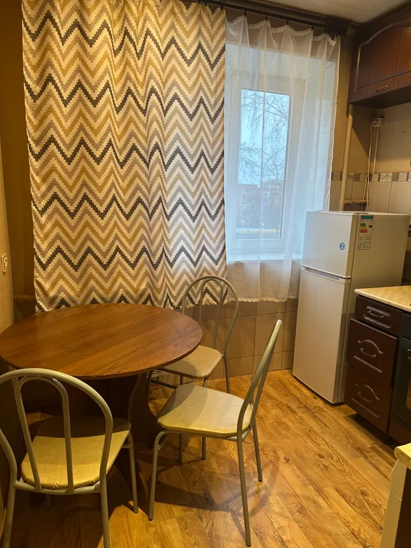 Двухкомнатная квартира, удаленный центр — аренда посуточно в Петрозаводск