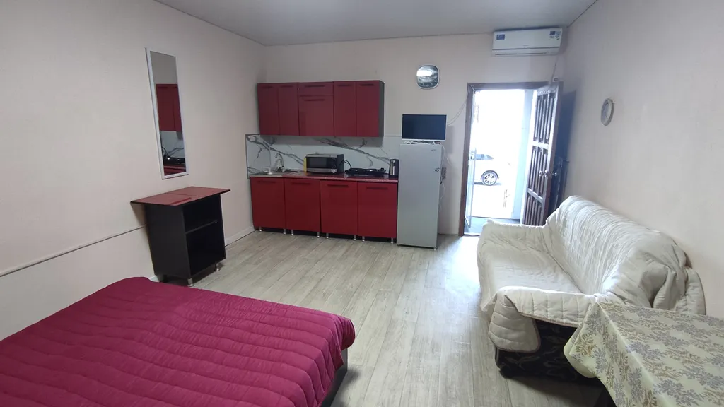 Квартира Квартира Уютный номер на первом этаже — Ейск