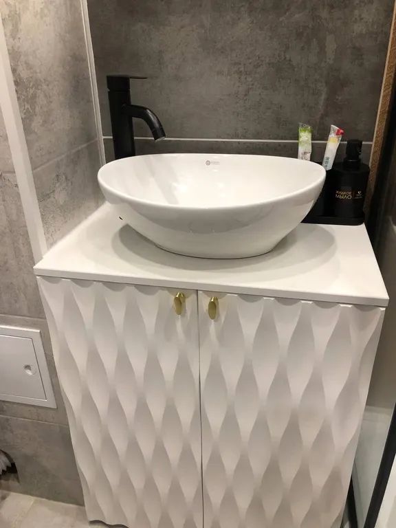 Студия с парящей кроватью