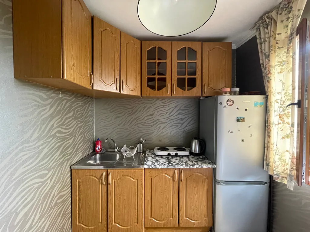 Квартира Уютная однокомнатная квартира в центре города, с видом на море — Гагра