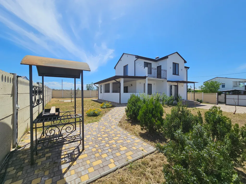 Коттедж Вилла с видом на море на 7-11 персон — Новоотрадное