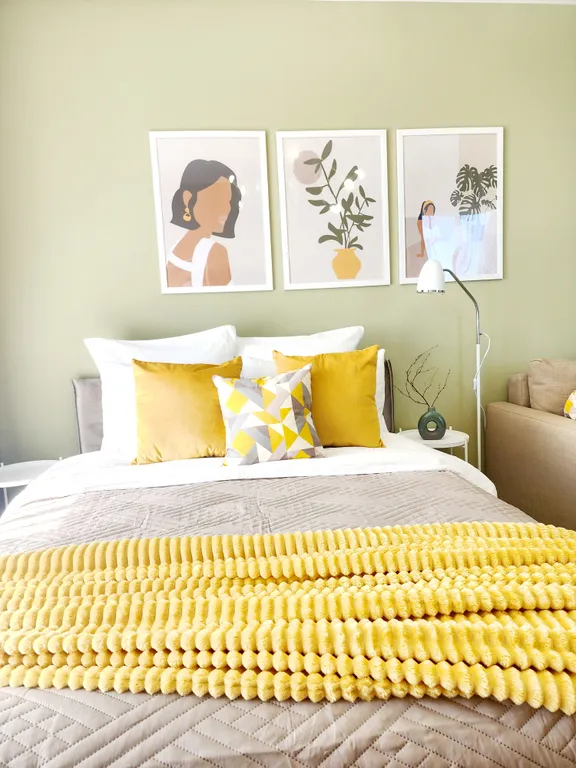 Новая студия с шикарным видом на Ангару