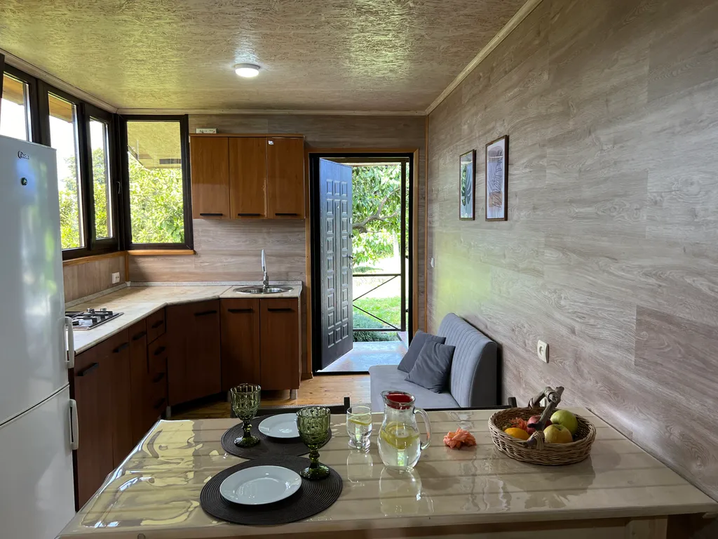 Уютный домик с видом на море