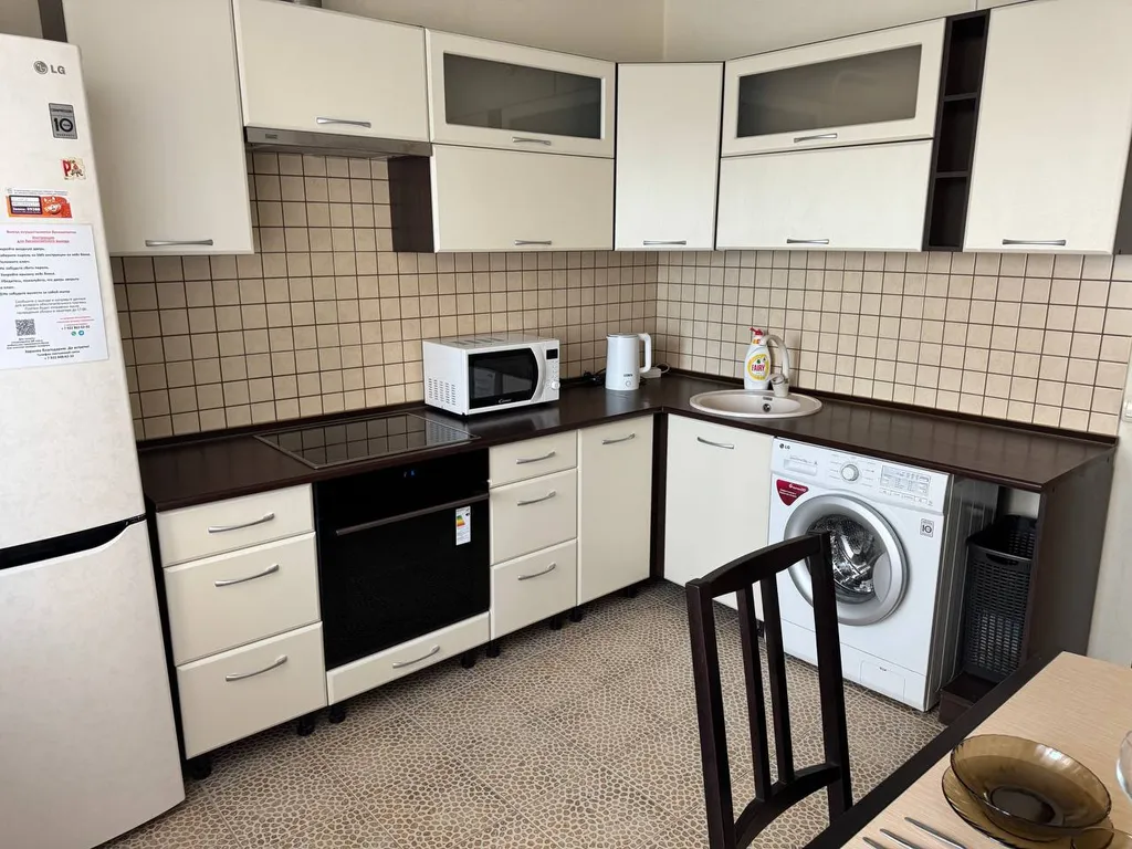 Уютная квартира с красивым видом из окна