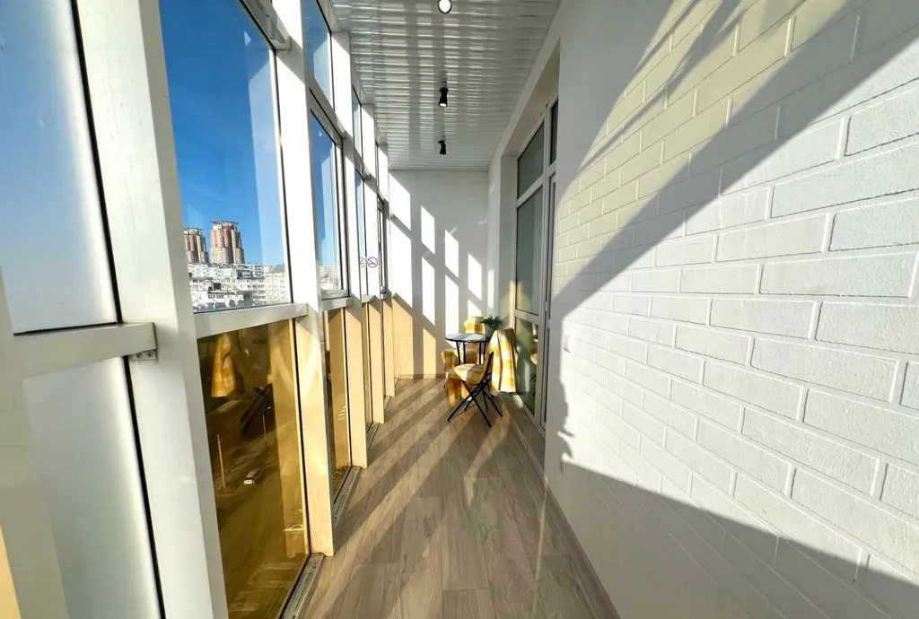 Красотка Бриз в центре на Броско с потрясающим видом на Амур