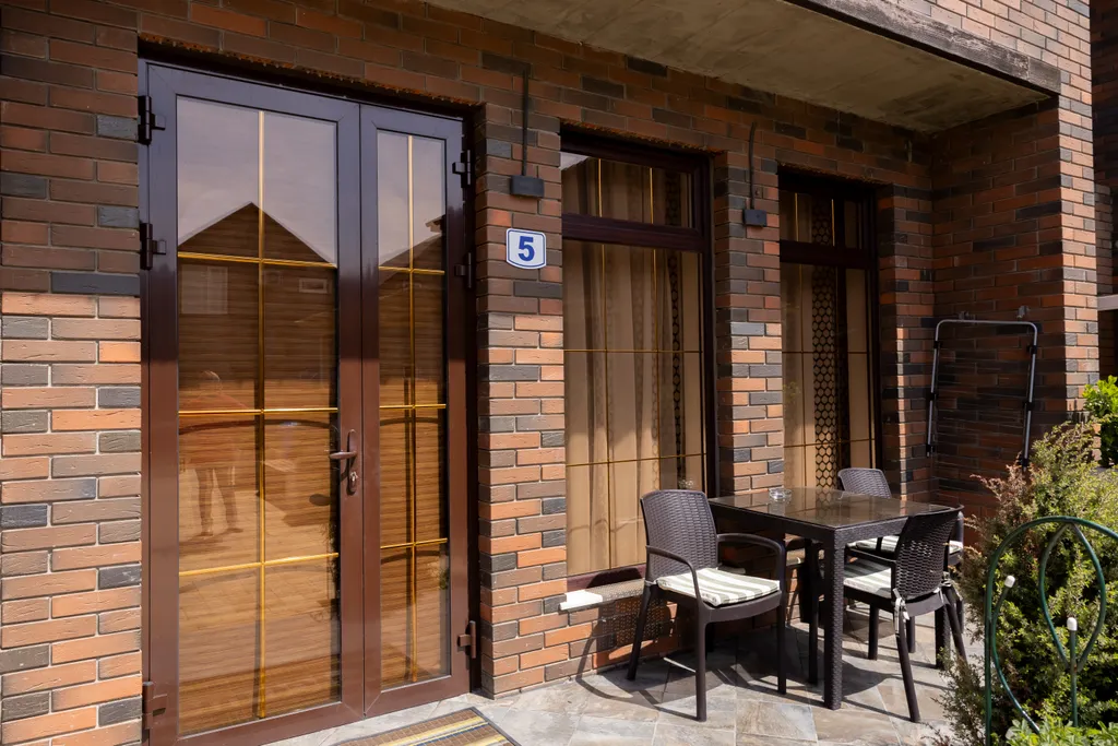 Дом у берега моря