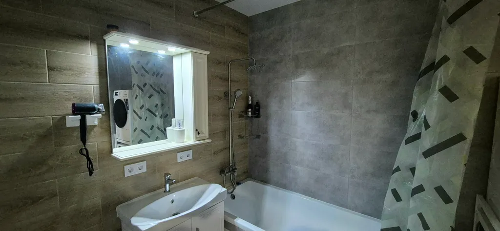 Новёханькая евро трёха для отличного отдыха