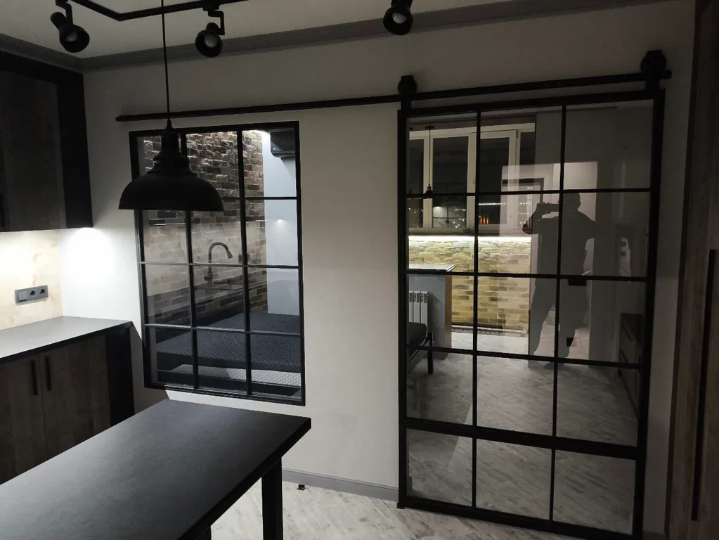 Уютная квартира с дизайнерским ремонтом в стиле Лофт