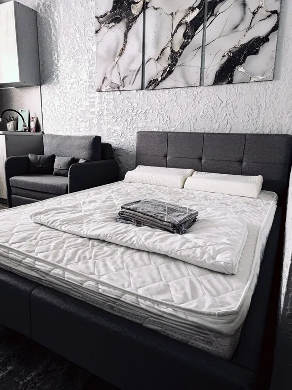 Уютная квартира-студия с новым ремонтом, бесконтактное заселение — аренда посуточно в Ейск