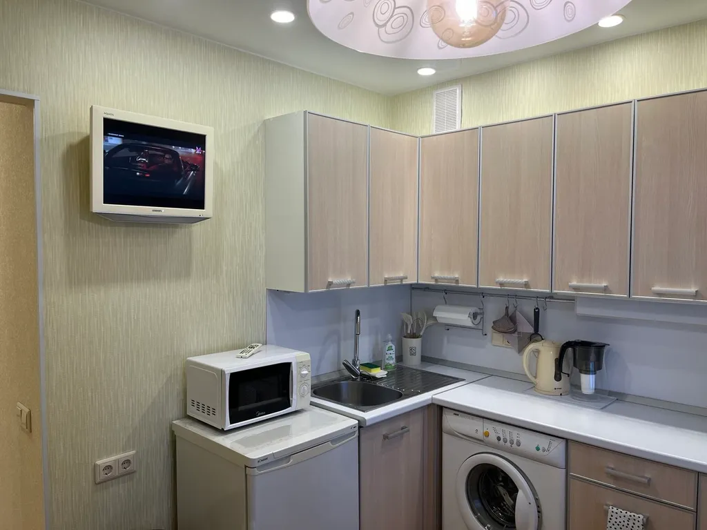 Для доброго гостя и ворота настежь