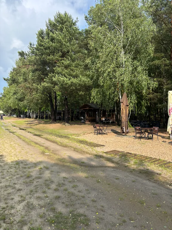 Уютный дом в лесном массиве возле красивых озер