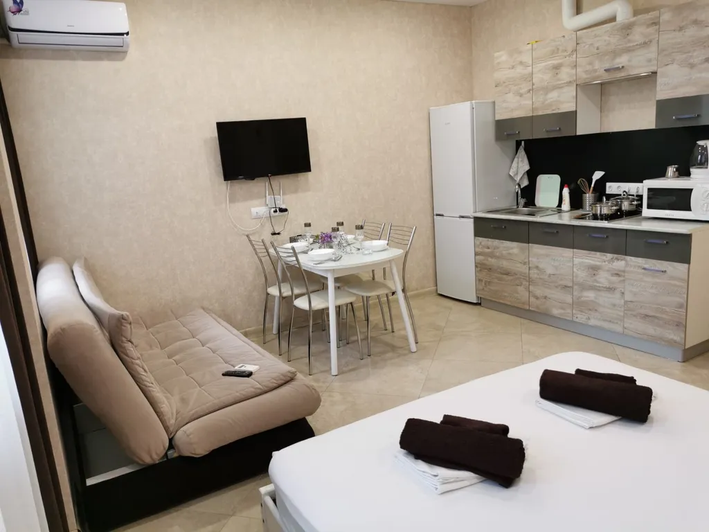 Квартира Квартира Уютная студия рядом с ТРЦ Мандарин — Сириус